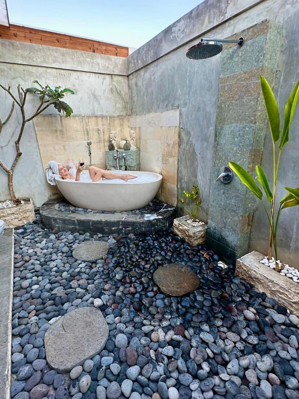 Innora Jungle Resort And Spa Batununggul ภายนอก รูปภาพ