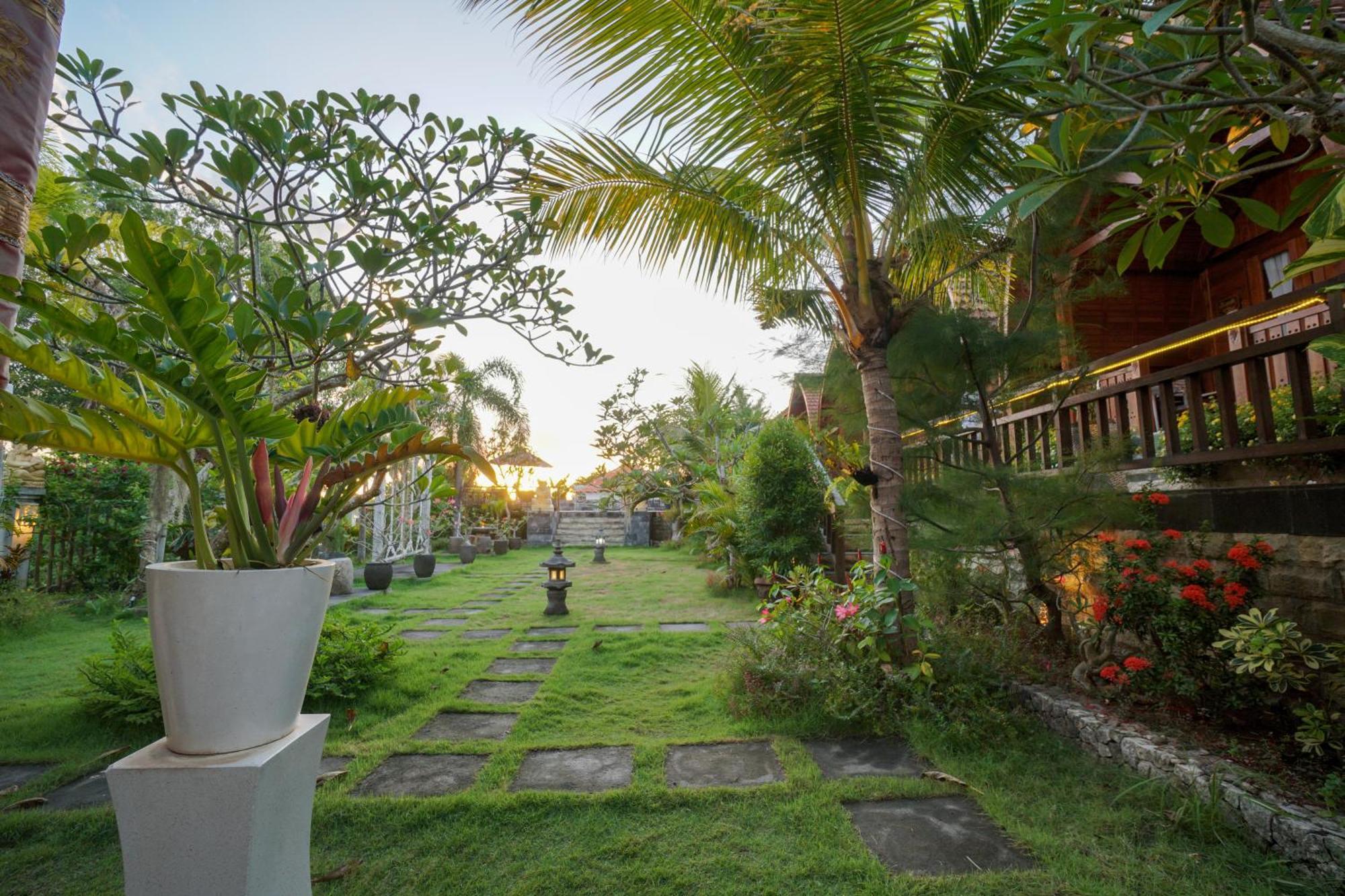 Innora Jungle Resort And Spa Batununggul ภายนอก รูปภาพ